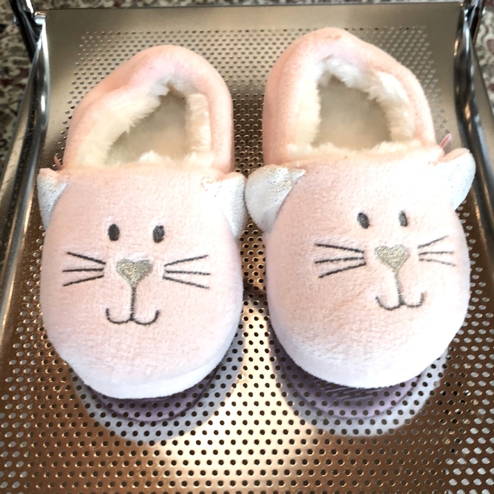 Girls slippers